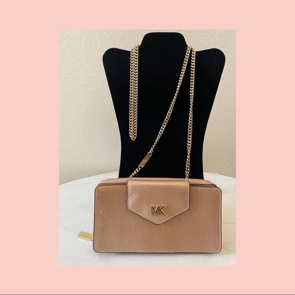 Michael Kors- Rose Gold Chain Crossbody